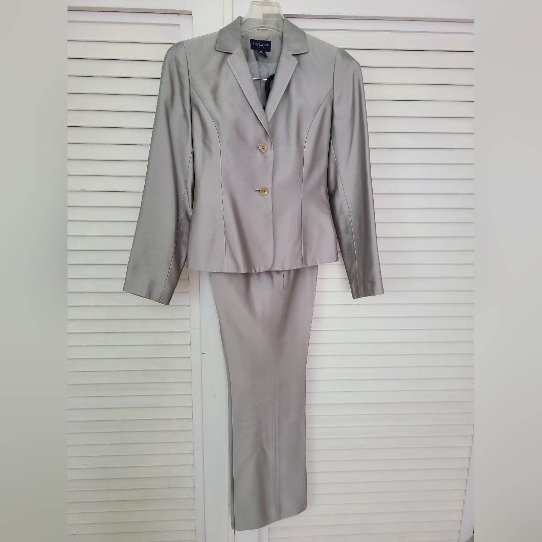 Ann Taylor Classic Gray Blazer